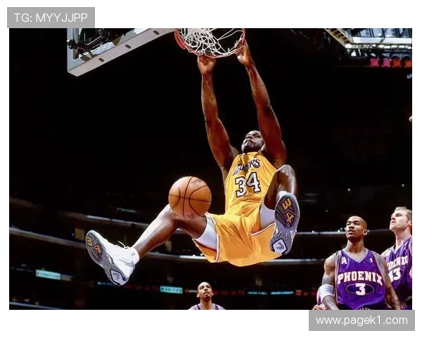 奥尼尔高效背身单打拉开禁区空间提升内线统治力