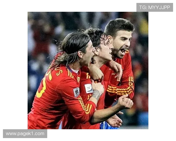 皮克与拉莫斯在控球倾向下出现防线分散趋势