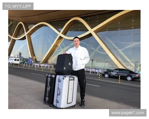 徐灿今天穿了几千块的跑鞋，跟他平时吃泡面日常太矛盾了吧！