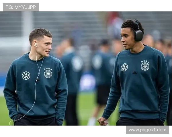 维尔茨与穆西亚拉：同代双星数据与战术角色对比分析