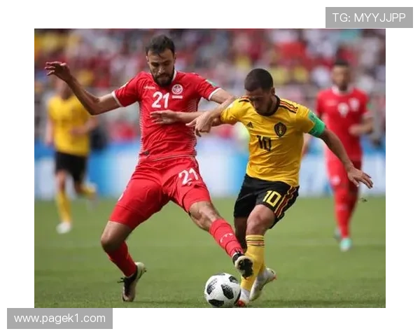 接管出球撕开后防线，贝肯鲍尔关键战角色对比